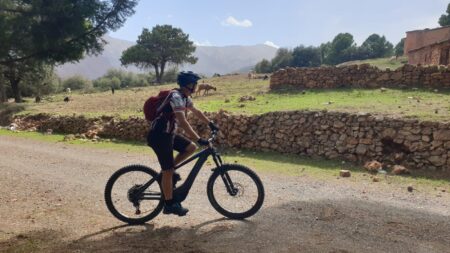 Deluxe e-biking tour Morocco